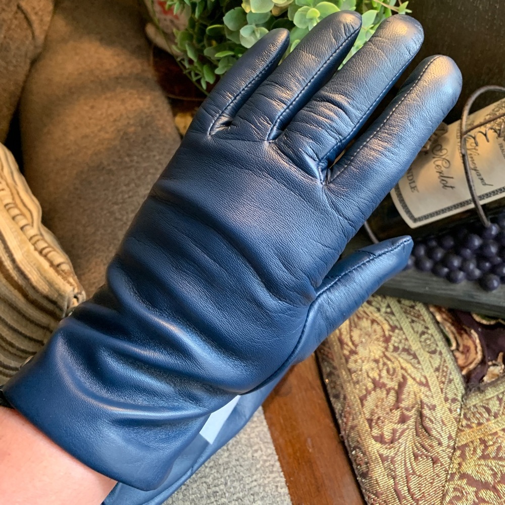 Authentic COACH 1941 SMOOTH LEATHER wool lining signature tech gloves - Picture 3 of 8